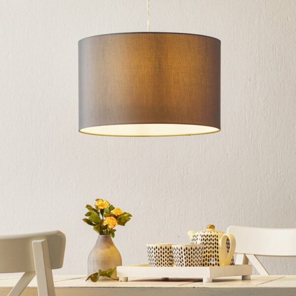 90867218-klasicky-moderna-zavesna-lampa-clarie-siva.jpg Klasicky-moderná závesná lampa Clarie, sivá